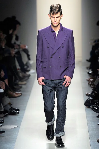 Look 23